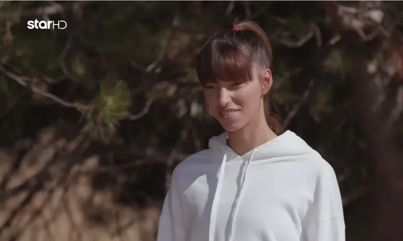 GNTM: Τα σέξι... ανοίγματα της Χαράς (pics +vid)