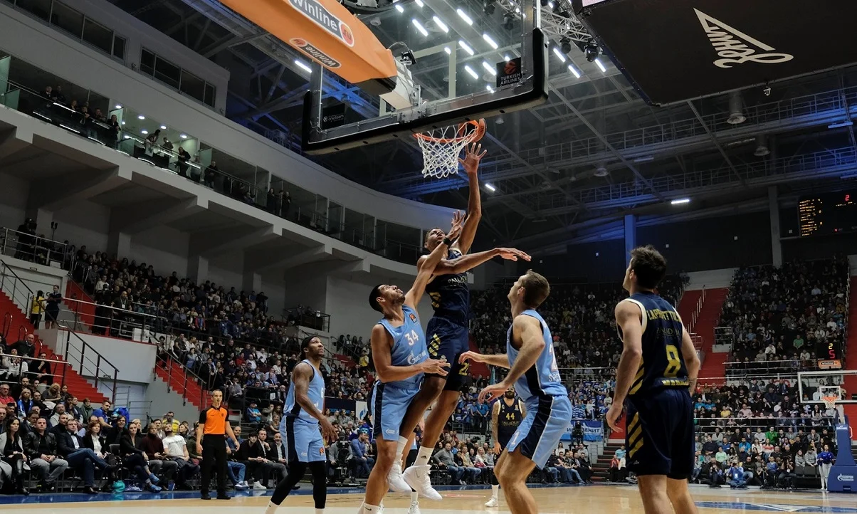 Ζενίτ  - Ρεάλ Μαδρίτης 71-86: Αρχίζει κι... αγριεύει ο Καμπάτσο! (vid)