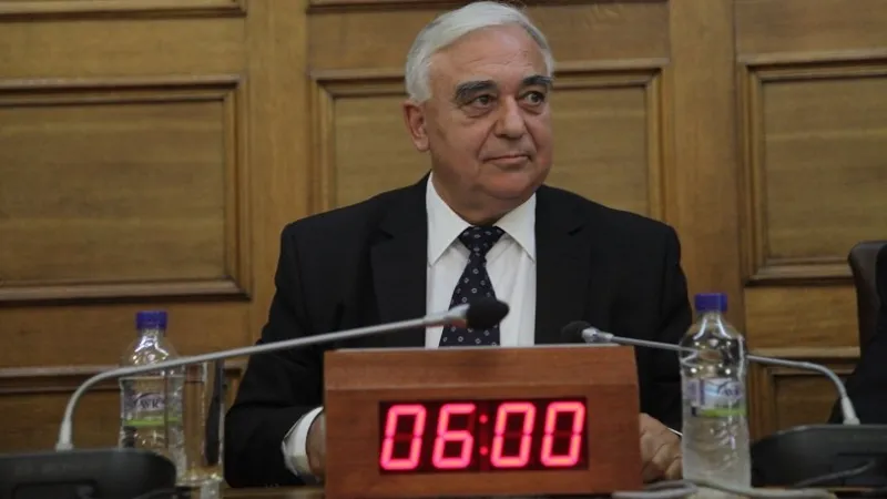 ΟΦΗ-ΑΕΚ: Μάχη για τη ζωή του δίνει ο πρώην βουλευτής Γιώργος Δεικτάκης