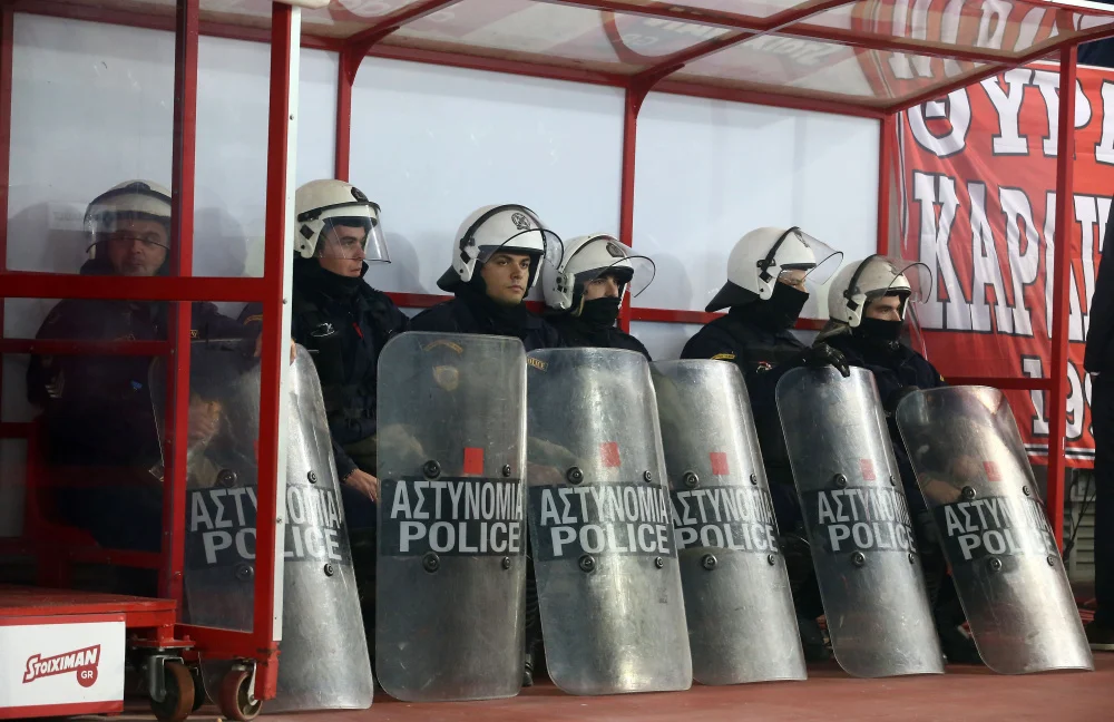 ΠΑΟΚ: Επίθεση σε Πολιτεία και Αστυνομία!