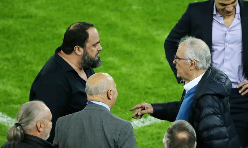 ΠΑΟΚ: «Ντου» από Μαρινάκη-Θεοδωρίδη στο ημίχρονο!