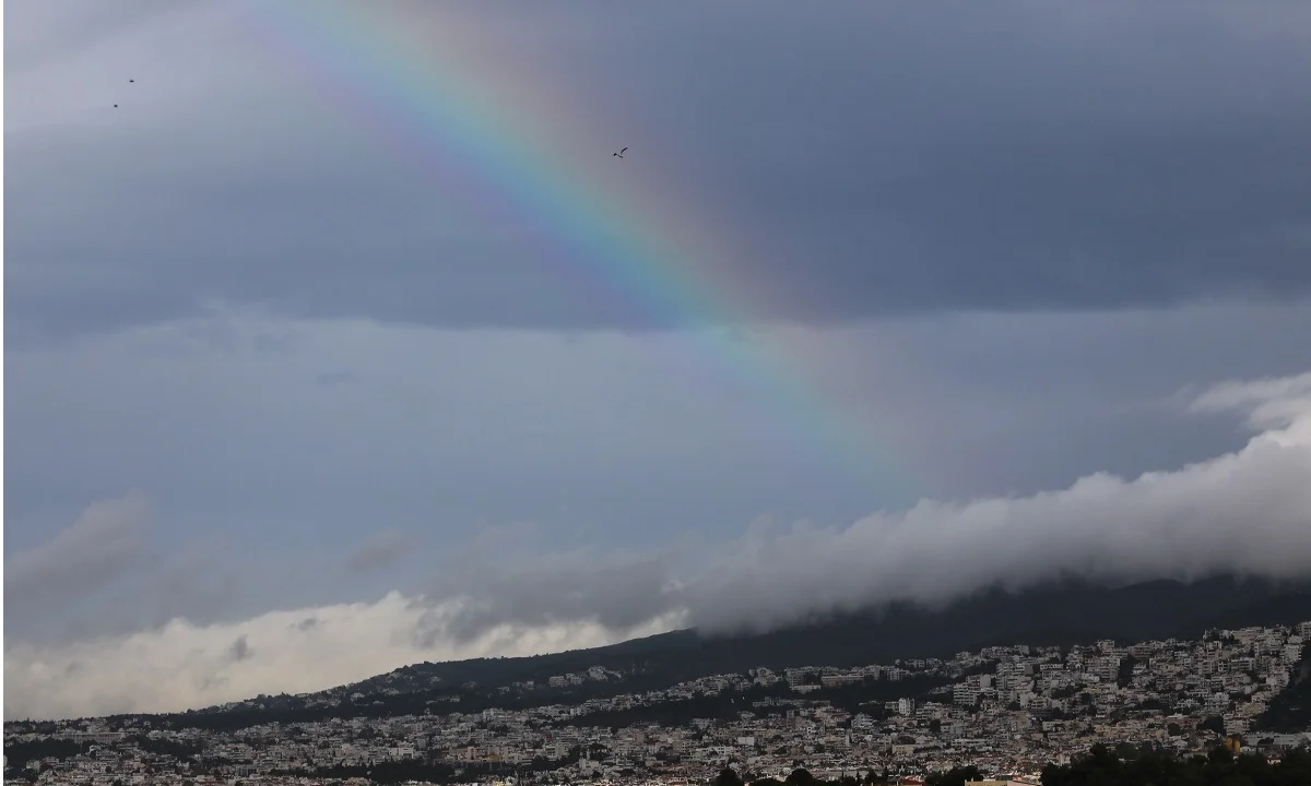 Καιρός 4/12: Πέφτει και άλλο η θερμοκρασία (vid)