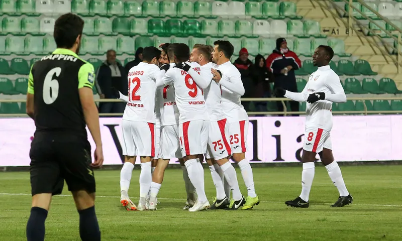 Ξάνθη - Απόλλων Λάρισας 3-0: Το ανέτρεψε στο... χαλαρό (vid)