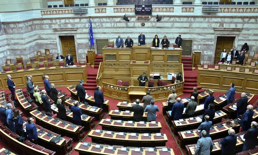 Mειώνεται στο 22% από το 45% η φορολογία στις μεταγραφές!