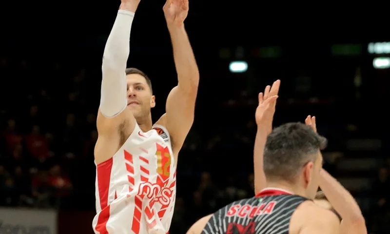 Αρμάνι – Ερυθρός Αστέρας 67-77: Άλλος αέρας με Σάκοτα!
