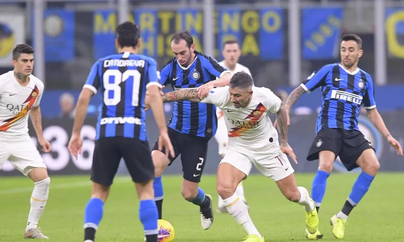 Ίντερ - Ρόμα 0-0: Κόλλησαν οι «νερατζούρι», στο -2 η Γιουβέντους (vid)