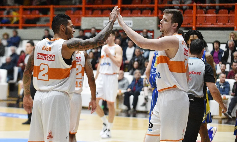 Προμηθέας – Λαύριο 77-66: Στην 2η θέση με σούπερ Αγραβάνη (vids)