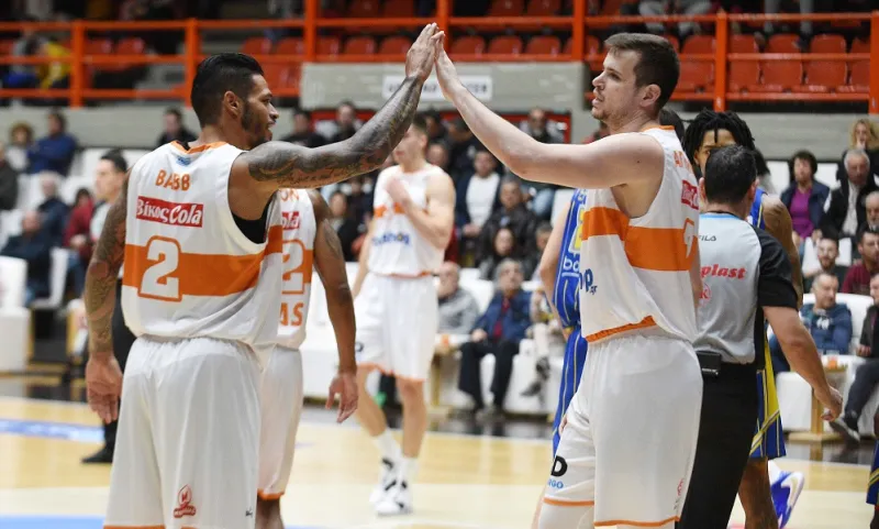 Προμηθέας – Λαύριο 77-66: Στην 2η θέση με σούπερ Αγραβάνη (vids)