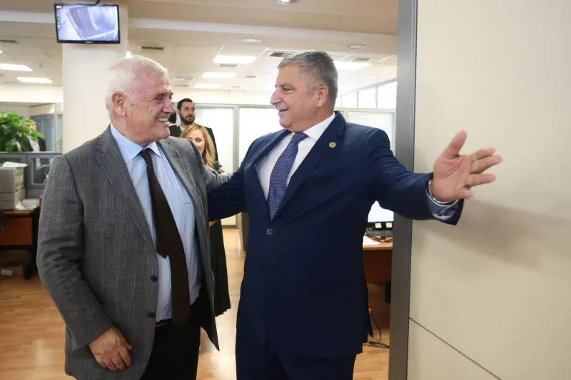 «Αγιά Σοφιά»: Ο Μελισσανίδης στην Περιφέρεια (vid)