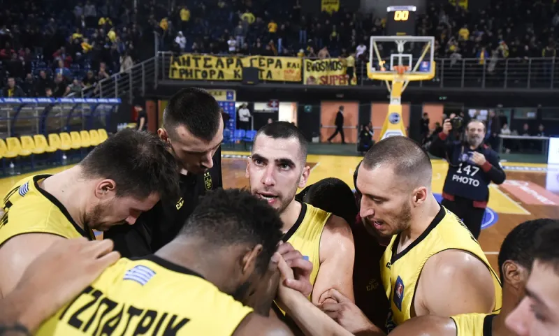 Οπαδός του Άρη αγόρασε και χαρίζει 15 εισιτήρια διαρκείας!