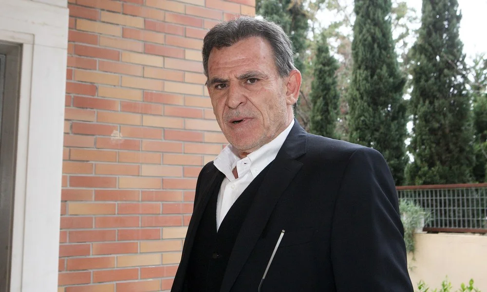 Πανόπουλος: Πυρπόλησαν 4 αυτοκίνητα της εταιρείας του