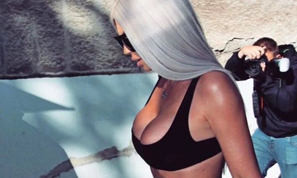 Η Καρλέουσα έβαλε τα ροζ και... έριξε το Instagram (pics)