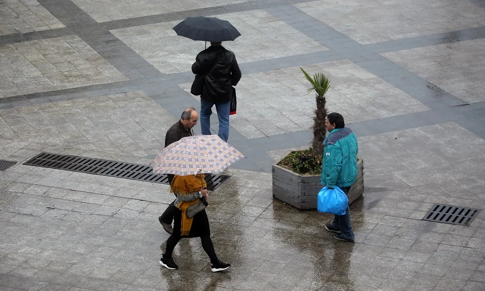 Καιρός 12/12: Συνεχίζεται η κακοκαιρία