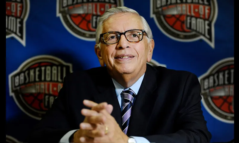 NBA: Ο πρώην κομισάριος Ντέιβιντ Στερν υπέστη εγκεφαλική αιμορραγία!