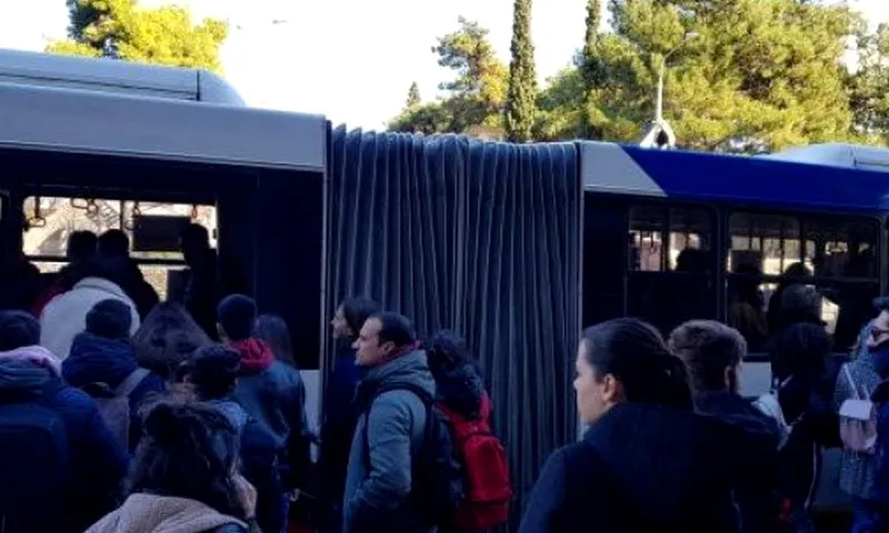 Στον ΟΑΣΘ μπαίνεις μόνο με... προσευχή! (pic)