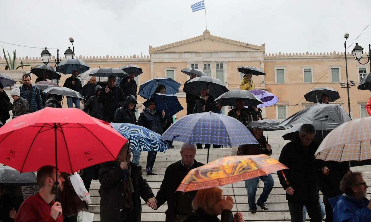 Κακοκαιρία και χιόνια: Οι δρόμοι που χρειάζονται αλυσίδες τα αυτοκίνητα