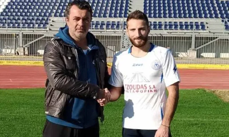 Ασπρόπυργος: Κίνηση-ματ με Μιχάλη Φράγκο