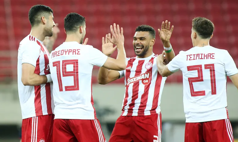 Ολυμπιακός - ΑΕΛ 4-1: Την τελείωσε από ημίχρονο!