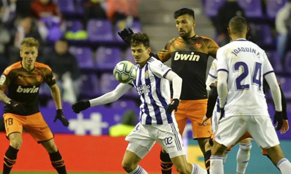 Primera Division: Το έσωσε στο τέλος η Βαλένθια (vid)