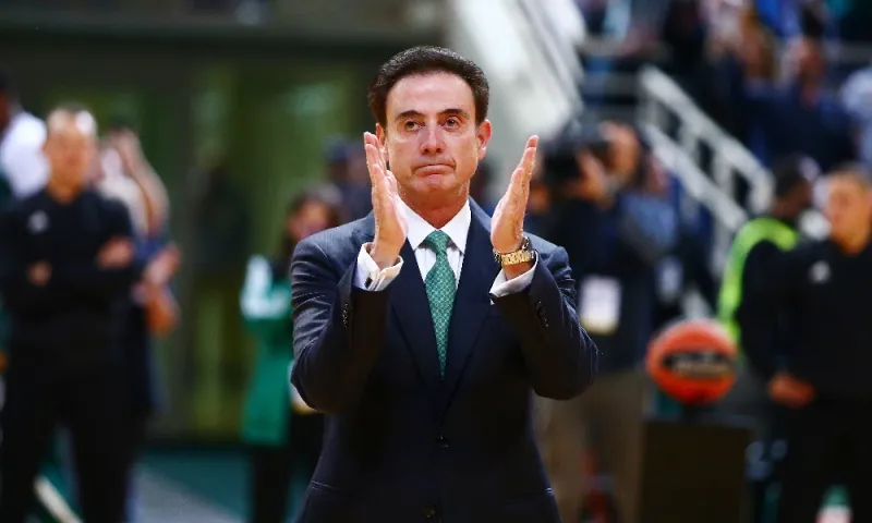 Ρικ Πιτίνο: Τέλειωσε ο «πόλεμος» με την Adidas