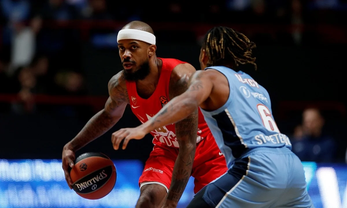 Ζενίτ - Ερυθρός Αστέρας 58-65: Μεγάλο διπλό με Μπάρον