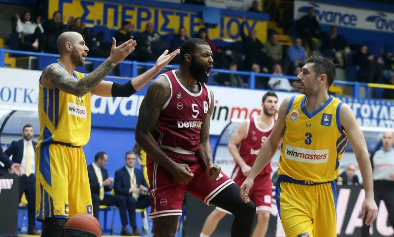 Περιστέρι - Ήφαιστος 75-79: Τσαϊρέλης και Λι έφεραν το «διπλό»