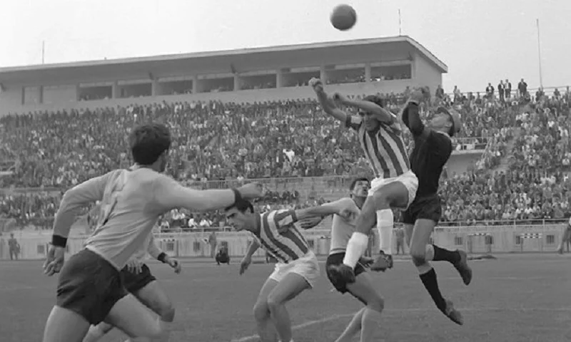 30 Δεκεμβρίου: Η ήττα του Άρη από τον Ολυμπιακό φέρνει τη... διαγραφή του Νίκου Χρηστίδη