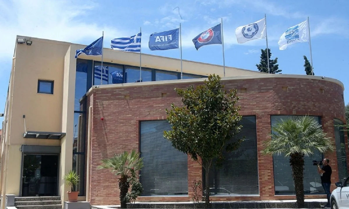 Ολυμπιακός: Γι' αυτό δεν πήγε στο ΔΣ της Super League