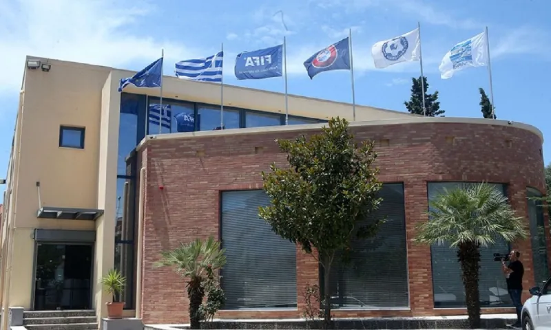 Ολυμπιακός: Γι' αυτό δεν πήγε στο ΔΣ της Super League
