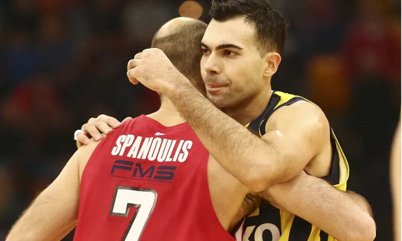 Σλούκας: Τι είπε για Σπανούλη και κόσμο