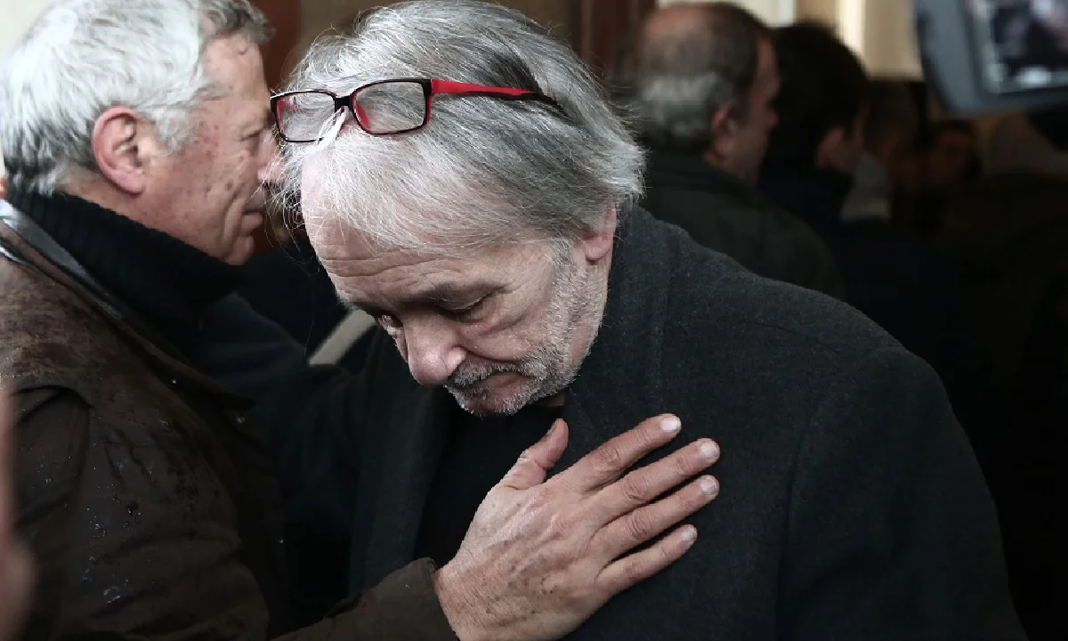Στην εντατική ο Ανδρέας Μικρούτσικος!