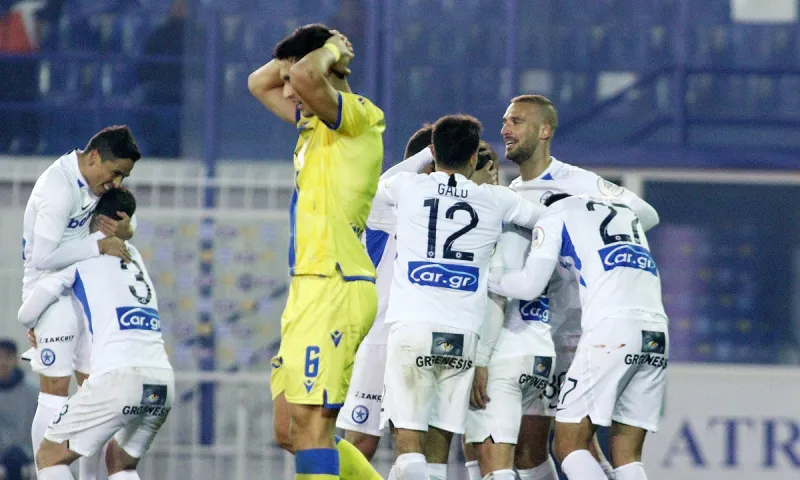 Ατρόμητος - Αστέρας Τρίπολης 2-1: Με πέναλτι «ανακάλυψη» στο 90' - Φωνάζουν οι Αρκάδες