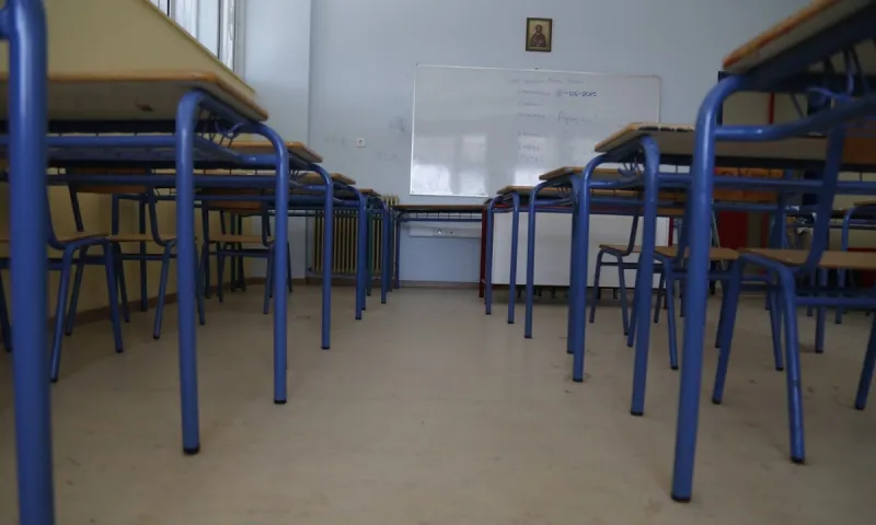 Πότε ανοίγουν τα σχολεία μετά τις διακοπές των Χριστουγέννων