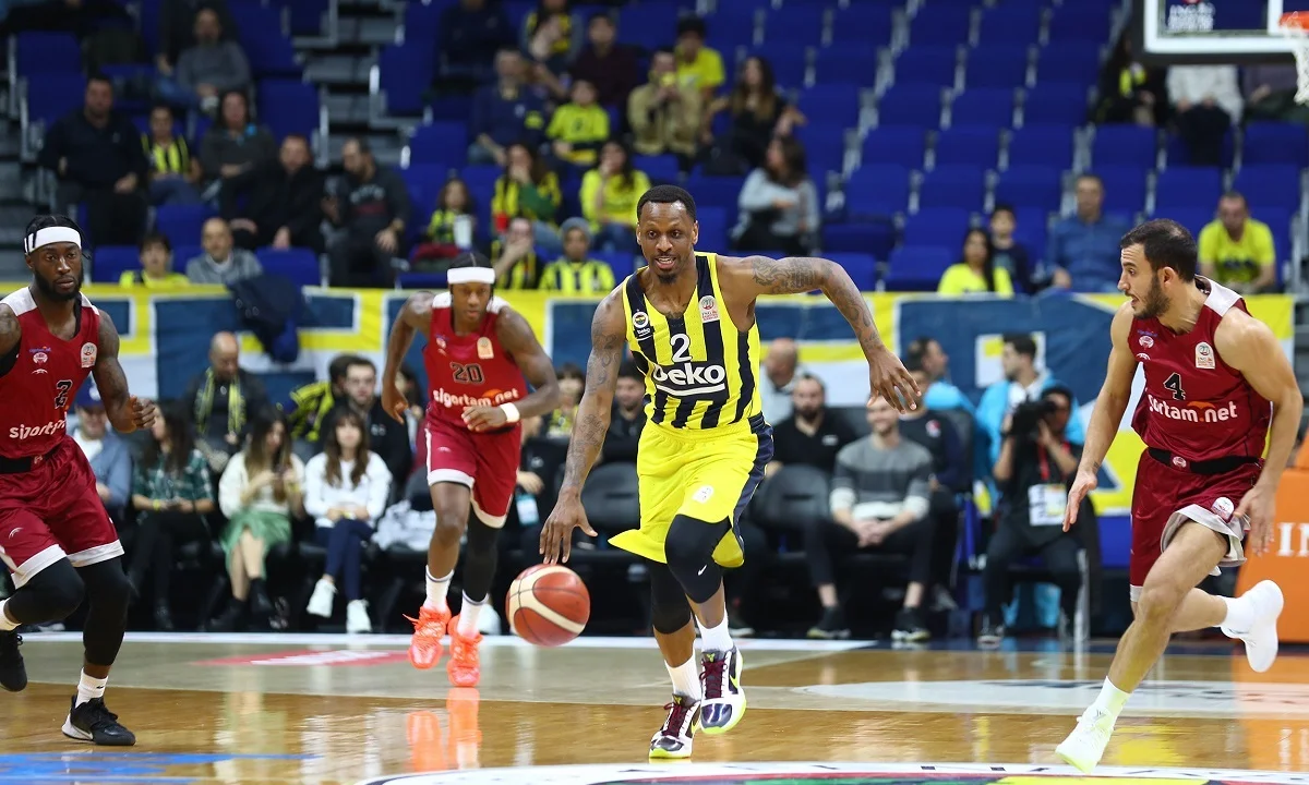 Φενέρμπατχσε- Ίστανμπουλ 94-83: Ανεβάζει στροφές