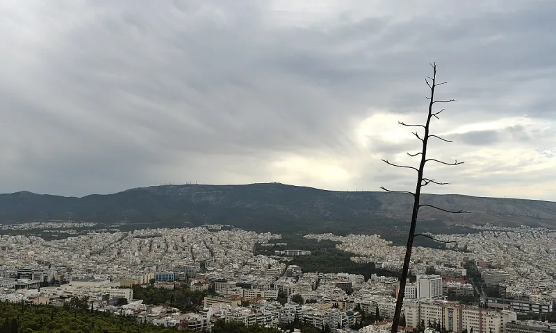 Καιρός 13/1: Κρύο και βροχές