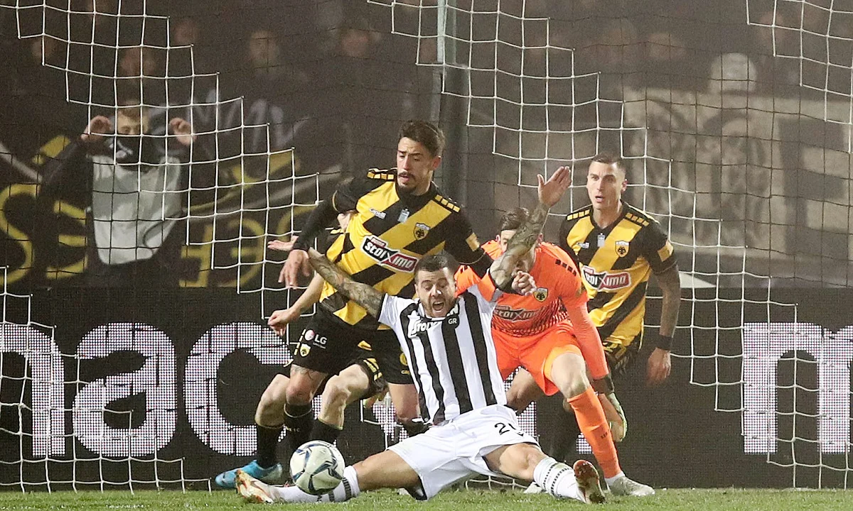 ΠΑΟΚ - ΑΕΚ: Μόλις ένα ριπλέι έδειξε το PAOK TV στη φάση του πέναλτι