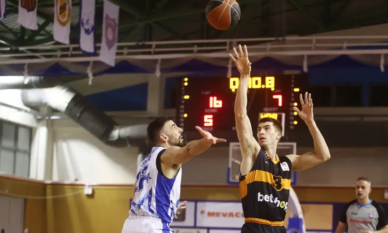 Ιωνικός- Προμηθέας 69-73: Δυσκολεύτηκε, αλλά τα κατάφερε
