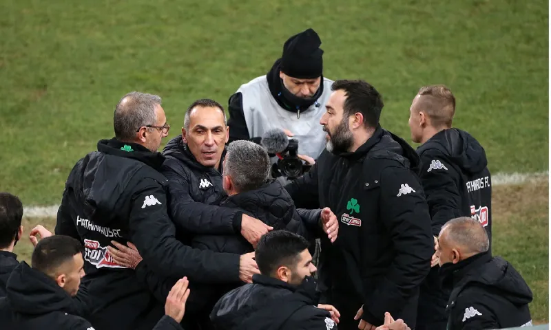 Δώνης: «Δεν είμαι απλώς ο προπονητής»
