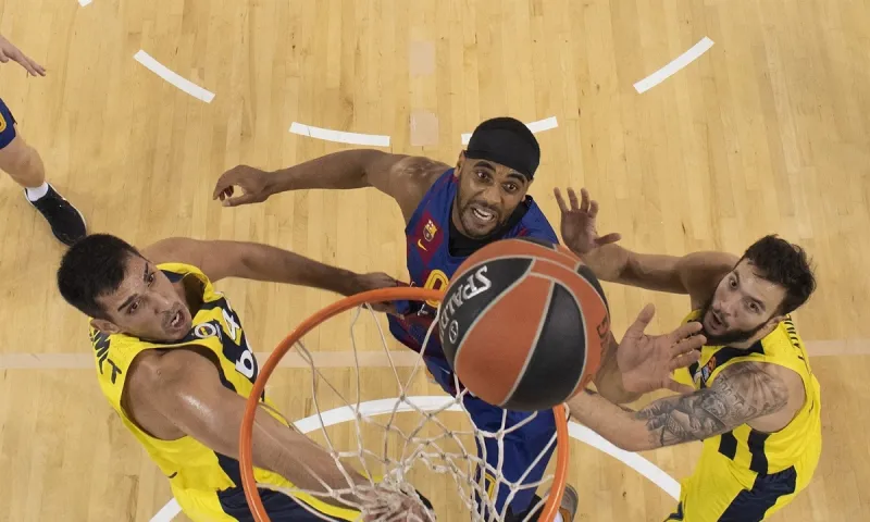 Euroleague: Χωρίς ελληνική ομάδα, αλλά με ντερμπάρα! (vid)