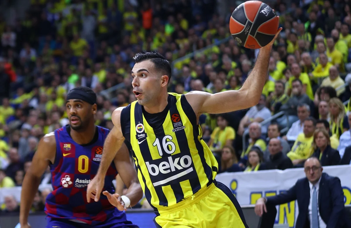 Φενέρμπαχτσε- Μπαρτσελόνα 74-80: Ο Σλούκας δεν έφτανε!