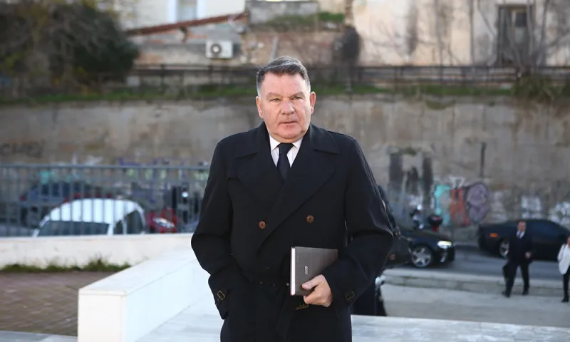 Κούγιας: Απαγορεύεται να λέει «Μπέος»