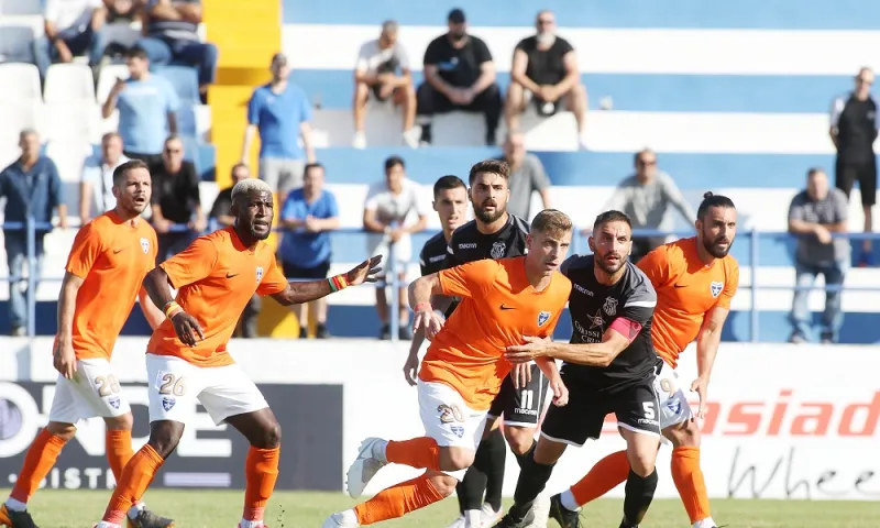 Football League: Ξεχωρίζει το Ιεράπετρα-Ιωνικός