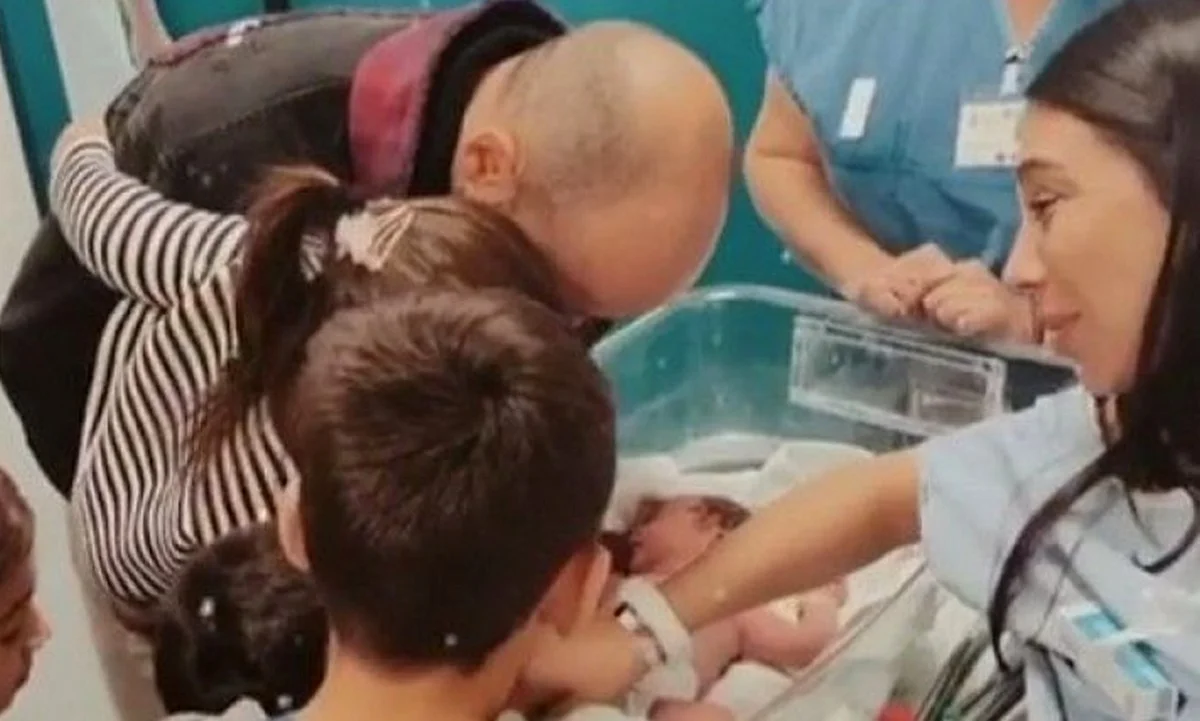 Σπανούλης: Το συγκινητικό video της Χοψονίδου με το έκτο παιδί