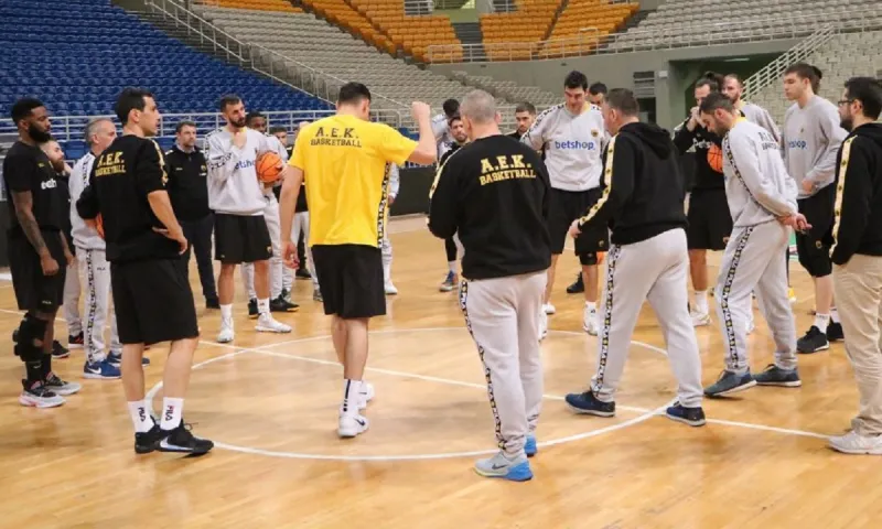 ΑΕΚ: Κανονικά με Ζήση στην Ισπανία (vid)