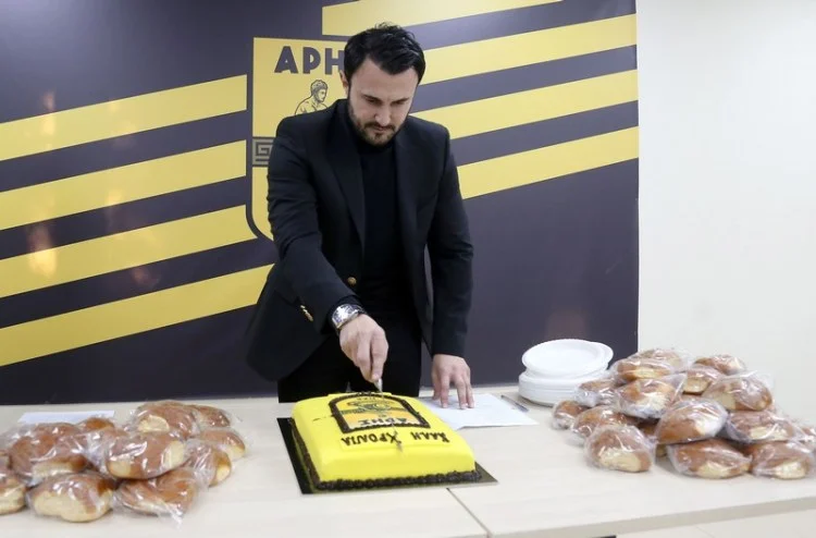 Καρυπίδης στους παίκτες του Άρη: «Να πάρουμε το Κύπελλο» (vid)