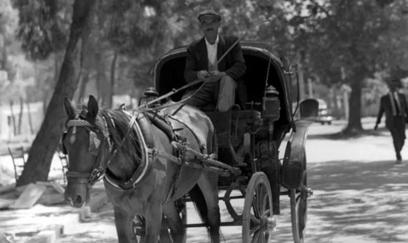 Αυτός ήταν ο πρώτος Κώδικας Οδικής Κυκλοφορίας στην Ελλάδα