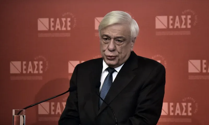 Στο νοσοκομείο εκτάκτως ο Προκόπης Παυλόπουλος