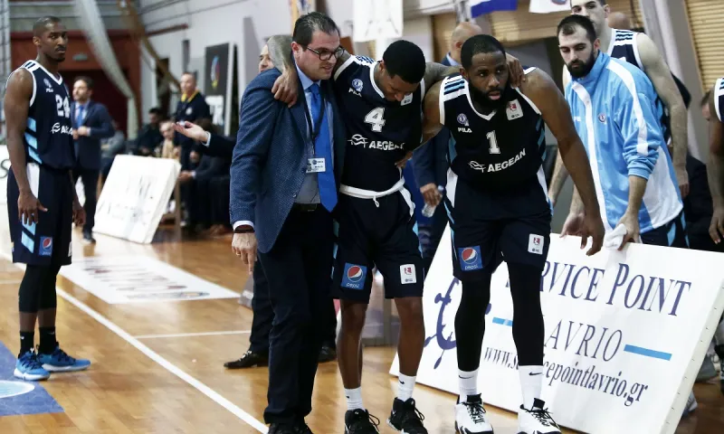 Τζάκσον: Για τουλάχιστον δύο μήνες εκτός