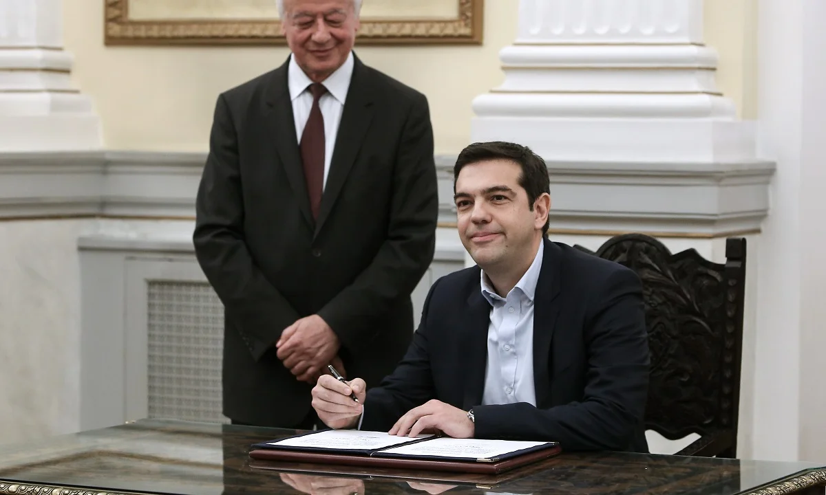 Ο Αλέξης Τσίπρας σχηματίζει κυβέρνηση συνεργασίας με τους ΑΝΕΛ