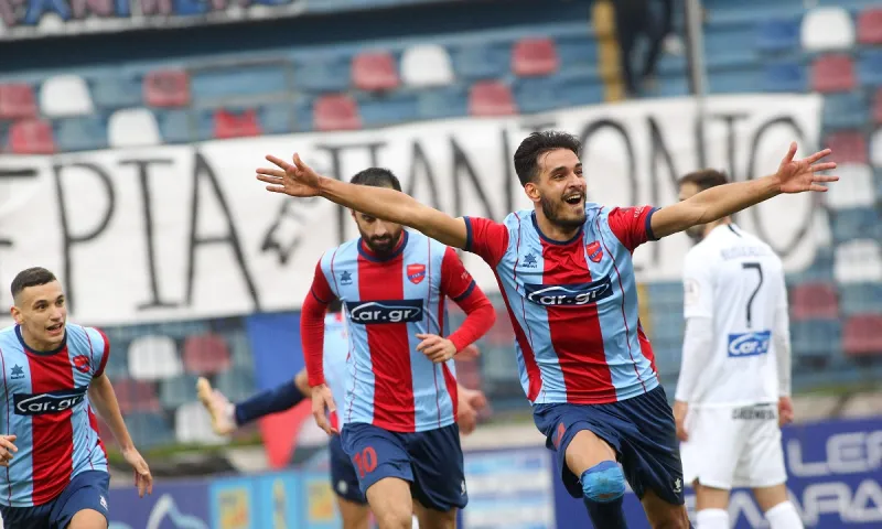 Πανιώνιος – Ατρόμητος 1-0: «Έσπασε» το ρόδι με Σταυρόπουλο